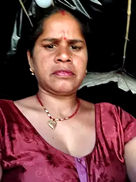 Snapshot of Hot_kiran4 chatting on March 1, 4:47 am Hot kiran4 online show from March 1, 4:47 am