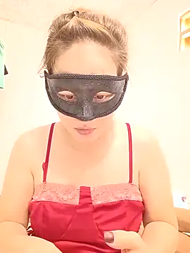 Snapshot of Jolli_Bee chatting on February 23, 2:42 am Jolli Bee online show from February 23, 2:42 am