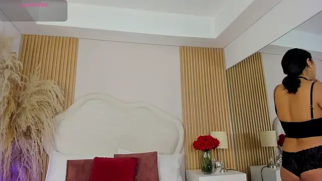 rebeca taylor online show from April 10, 3:23 am