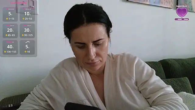 Snapshot of ViolettBaby chatting on February 5, 6:01 pm ViolettBaby online show from February 5, 6:01 pm