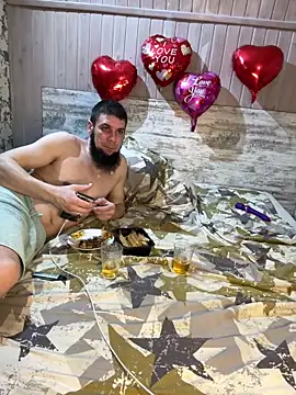 Snapshot of Sweetcoople28 chatting on February 14, 7:54 pm Sweetcoople28 online show from February 14, 7:54 pm