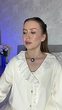 Snapshot of Velvet_Hell chatting on February 15, 3:53 pm Velvet Hell online show from February 15, 3:53 pm