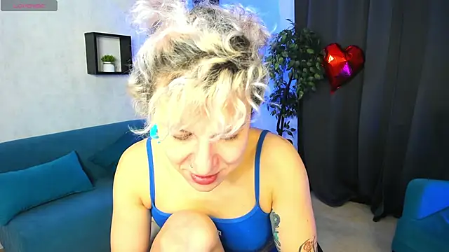 strip dancer online show from March 1, 1:40 am