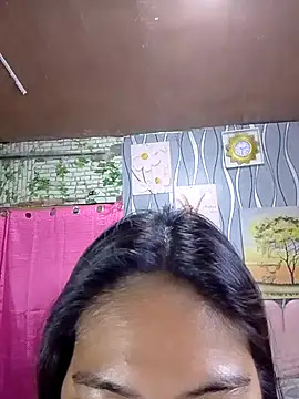 Ursweetyshaine online show from July 30, 7:35 pm