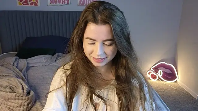 Snapshot of LovingWhisperr chatting on March 2, 1:30 am LovingWhisperr online show from March 2, 1:30 am