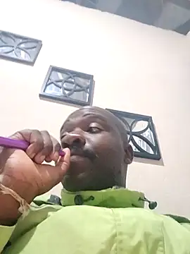 Snapshot of Sbuda3159 chatting on February 18, 6:15 pm Sbuda3159 online show from February 18, 6:15 pm