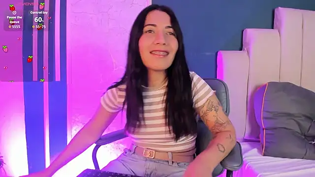 Adrienne   online show from April 4, 10:18 pm