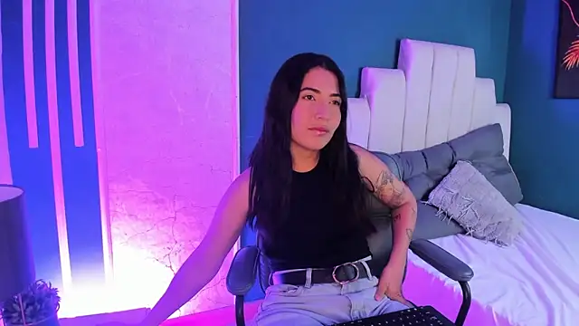 Adrienne   online show from April 5, 5:21 pm