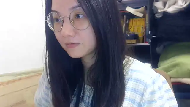 Snapshot of xiaoxiaowan11 chatting on March 16, 12:31 pm xiaoxiaowan11 online show from March 16, 12:31 pm