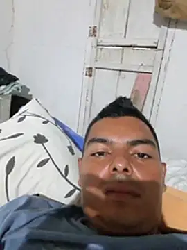 jhoncol231 online show from February 6, 8:23 pm