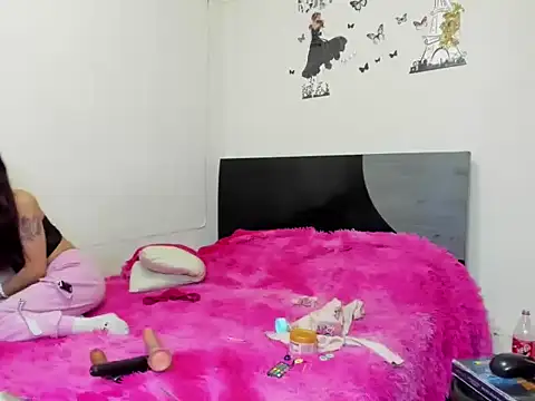 Snapshot of kendall_bonice chatting on February 10, 4:38 am kendall bonice online show from February 10, 4:38 am