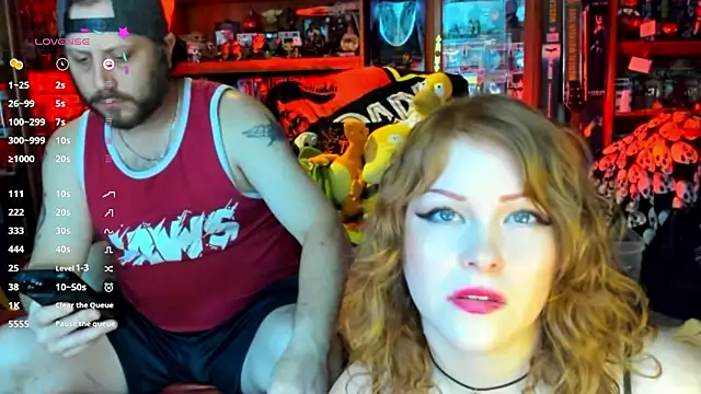 Snapshot of lilbatt chatting on February 18, 6:20 am lilbatt online show from February 18, 6:20 am