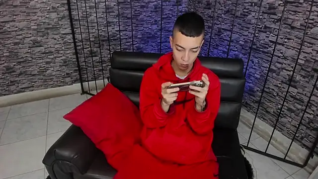 Snapshot of Dereck_Boy_ chatting on May 16, 2:19 am Dereck Boy online show from May 16, 2:19 am