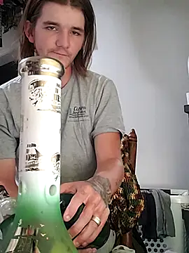 Horus1922 online show from August 4, 4:20 pm