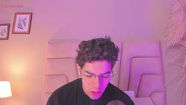 Axel Creed online show from February 10, 10:19 am