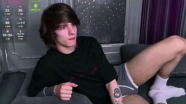 HoogWilder online show from April 10, 8:24 pm