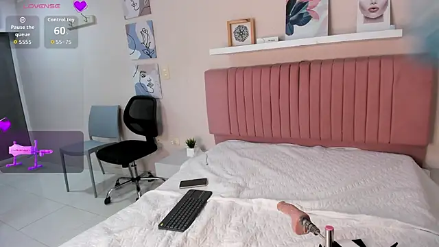 Snapshot of Angela_Riincon chatting on February 21, 3:40 am Angela Riincon online show from February 21, 3:40 am