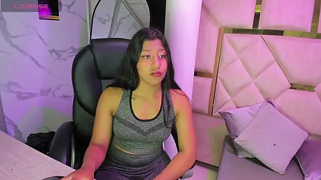 Snapshot of Vaneline2 chatting on February 26, 9:58 pm Vaneline2 online show from February 26, 9:58 pm