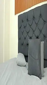  Daarcy  online show from March 26, 3:23 am