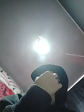 CharlotteKravizz online show from February 25, 5:44 pm