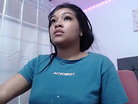 Snapshot of latin_riahnna_jp chatting on February 9, 3:43 am latin riahnna jp online show from February 9, 3:43 am