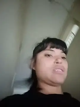 Maggyx online show from April 8, 1:22 pm