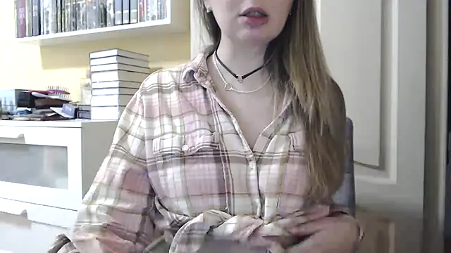 Tasiya online show from February 5, 1:27 pm