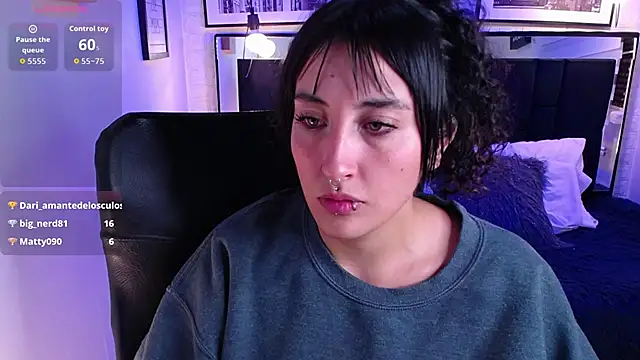 ladyraing online show from February 28, 9:43 am