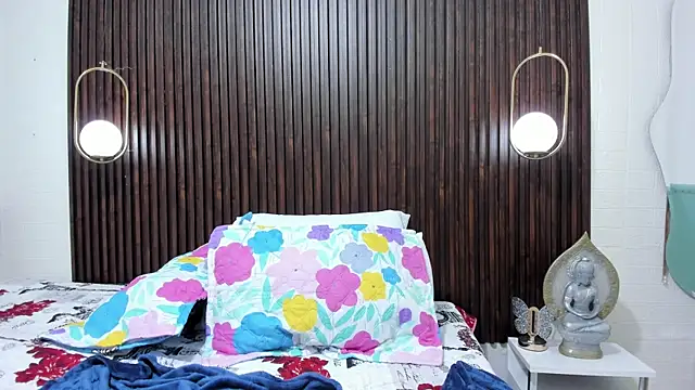 Snapshot of VictoriiaCarsoon chatting on February 8, 12:08 pm VictoriiaCarsoon online show from February 8, 12:08 pm