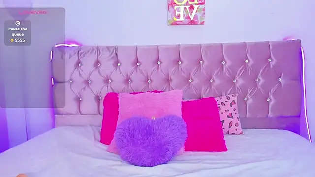 Black Tara online show from February 20, 1:57 am