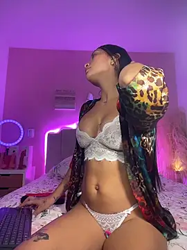 Snapshot of SofiaSiren chatting on March 3, 2:07 am SofiaSiren online show from March 3, 2:07 am