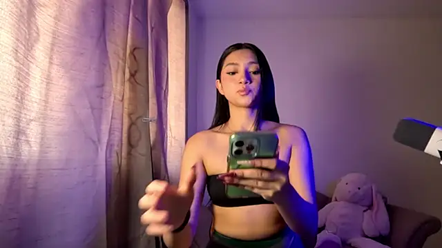 Chinicr18 online show from March 26, 9:09 pm