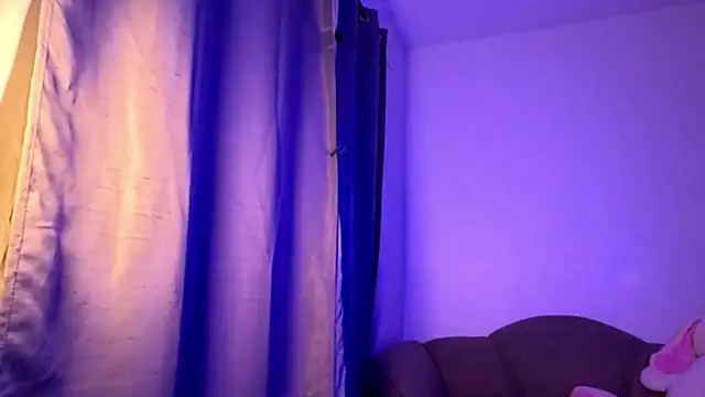 Chinicr18 online show from April 15, 7:59 am