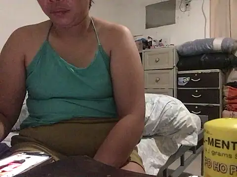 Snapshot of lady_candy85 chatting on February 9, 8:35 pm lady candy85 online show from February 9, 8:35 pm