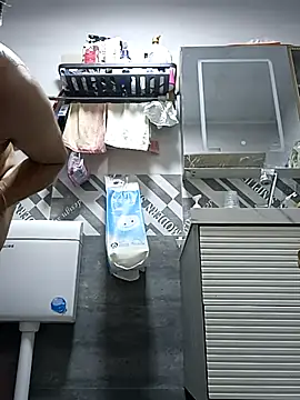 Jennie dogy online show from March 30, 1:01 pm