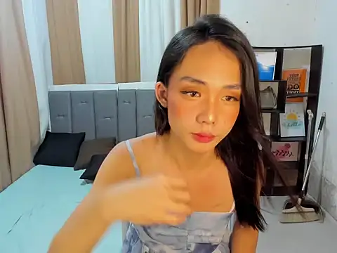 BigCockKiara online show from March 3, 5:24 am