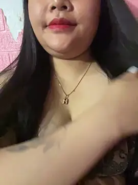 Snapshot of Violet_pusy chatting on May 19, 1:33 am Violet pusy online show from May 19, 1:33 am