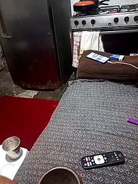 LaputanCaelum online show from March 6, 3:58 am