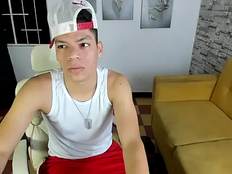 Andres sant  online show from February 6, 9:45 am