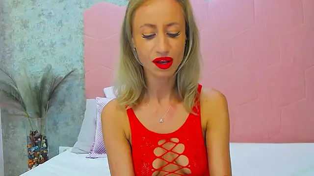 DeliaMArlow online show from July 16, 8:42 am