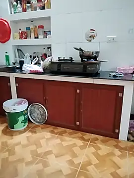 Snapshot of LiilyZi chatting on February 11, 3:33 am LiilyZi online show from February 11, 3:33 am