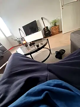 Tommyzzzzzz online show from February 3, 8:30 am