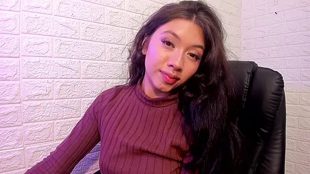 LaurynShell online show from February 11, 5:56 am