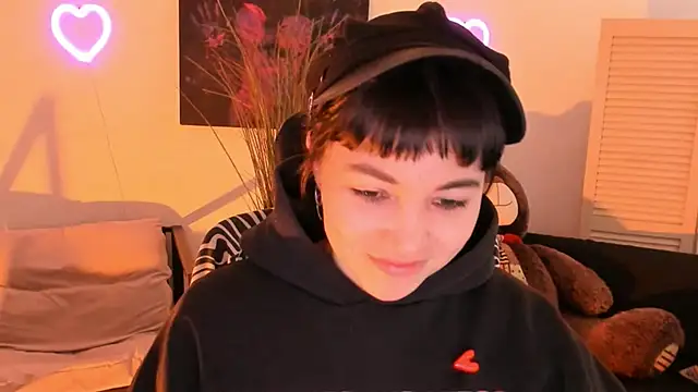 NeoGeisha online show from February 17, 10:23 am