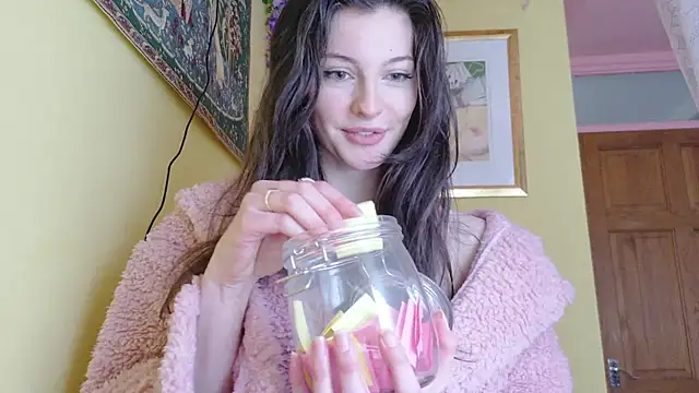 meesey online show from February 4, 12:55 pm