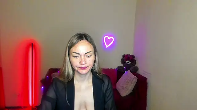 BlondMikey22 online show from June 18, 5:30 am