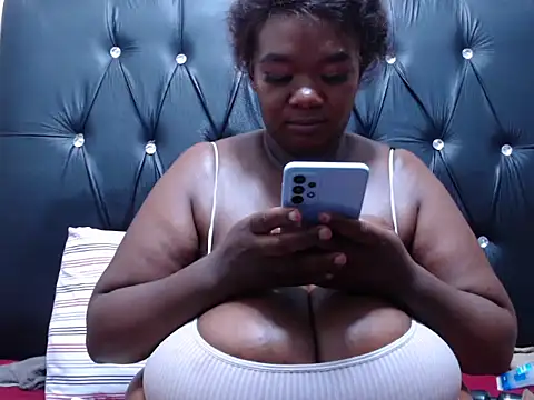 MissConniexxx online show from February 7, 2:04 am