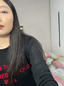 Snapshot of Paopao- chatting on April 29, 1:26 pm Paopao- online show from April 29, 1:26 pm