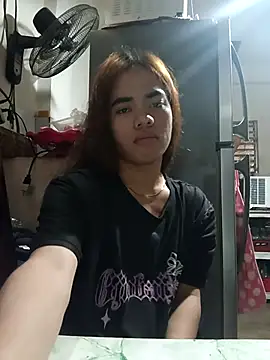 Snapshot of Wildcam21 chatting on February 20, 6:26 am Wildcam21 online show from February 20, 6:26 am