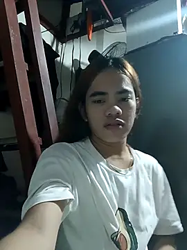 Snapshot of Wildcam21 chatting on February 25, 3:16 am Wildcam21 online show from February 25, 3:16 am